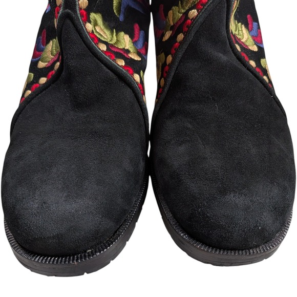 Warren Edwards Mongo Longo Suede Embroidered Boots Size 8 Black Floral Boho - Picture 7 of 13